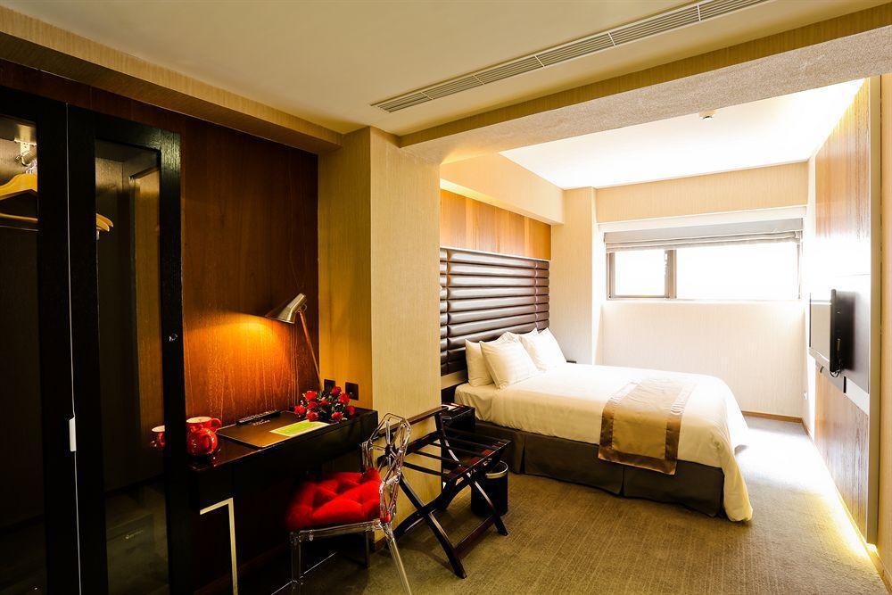 新麗旅店 Newful Hotel Tajpej Zewnętrze zdjęcie