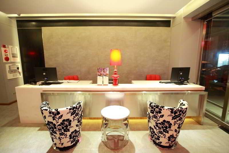 新麗旅店 Newful Hotel Tajpej Zewnętrze zdjęcie