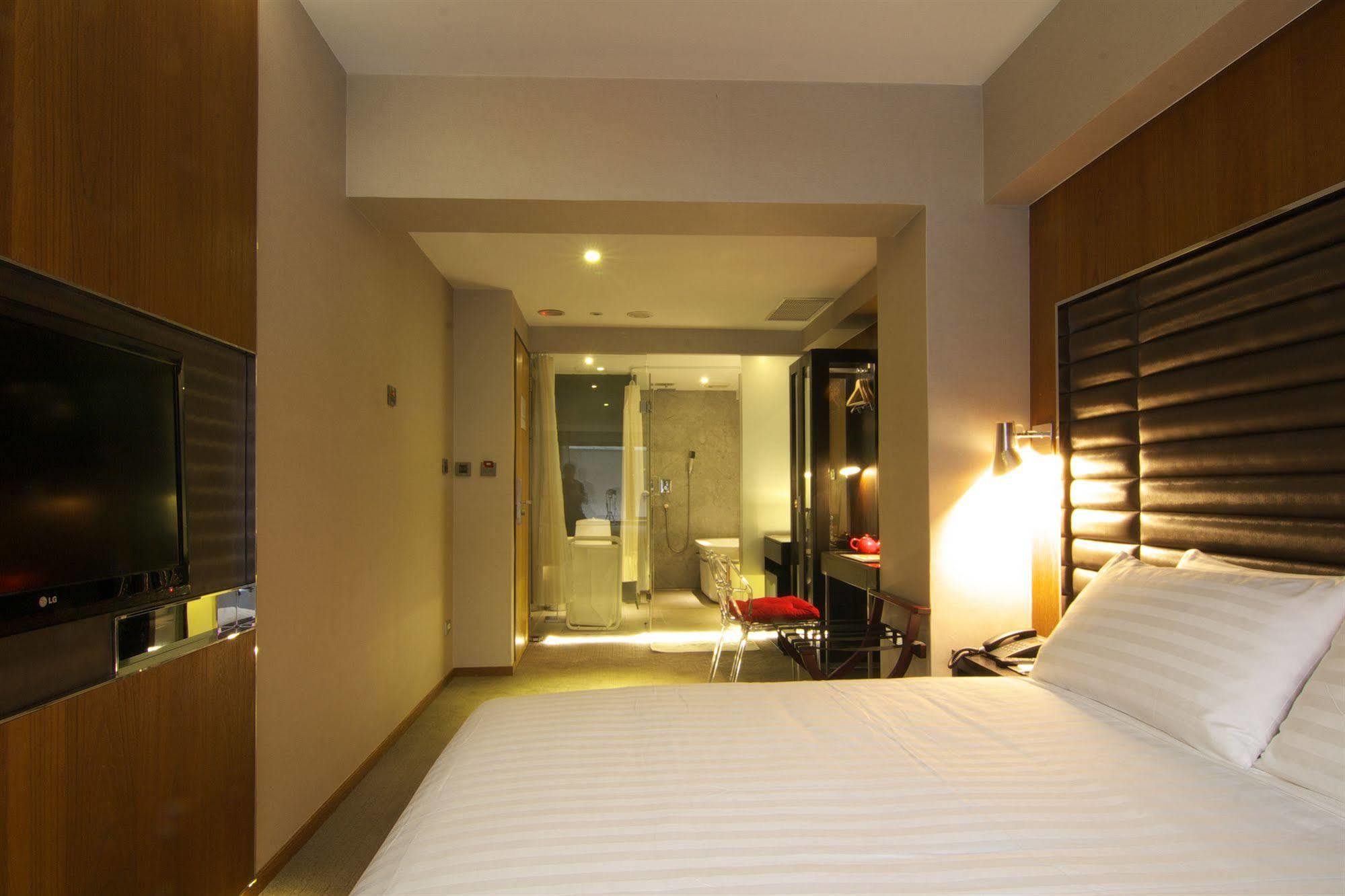 新麗旅店 Newful Hotel Tajpej Zewnętrze zdjęcie